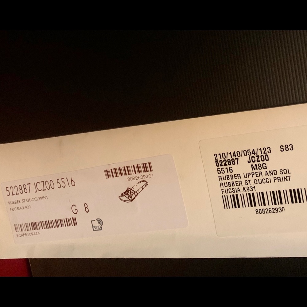 SOLD Gucci Rubber Pink Logo Slides - Picture 10 of 10